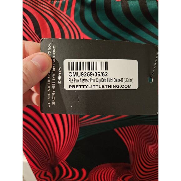 Pretty Little Thing Plus Pink Abstract Print Cup Detail Midi Dress NWT Size 14 - Picture 3 of 7